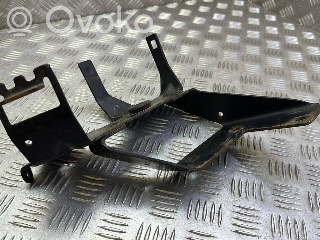 Chrysler Grand Voyager V Other engine bay part 