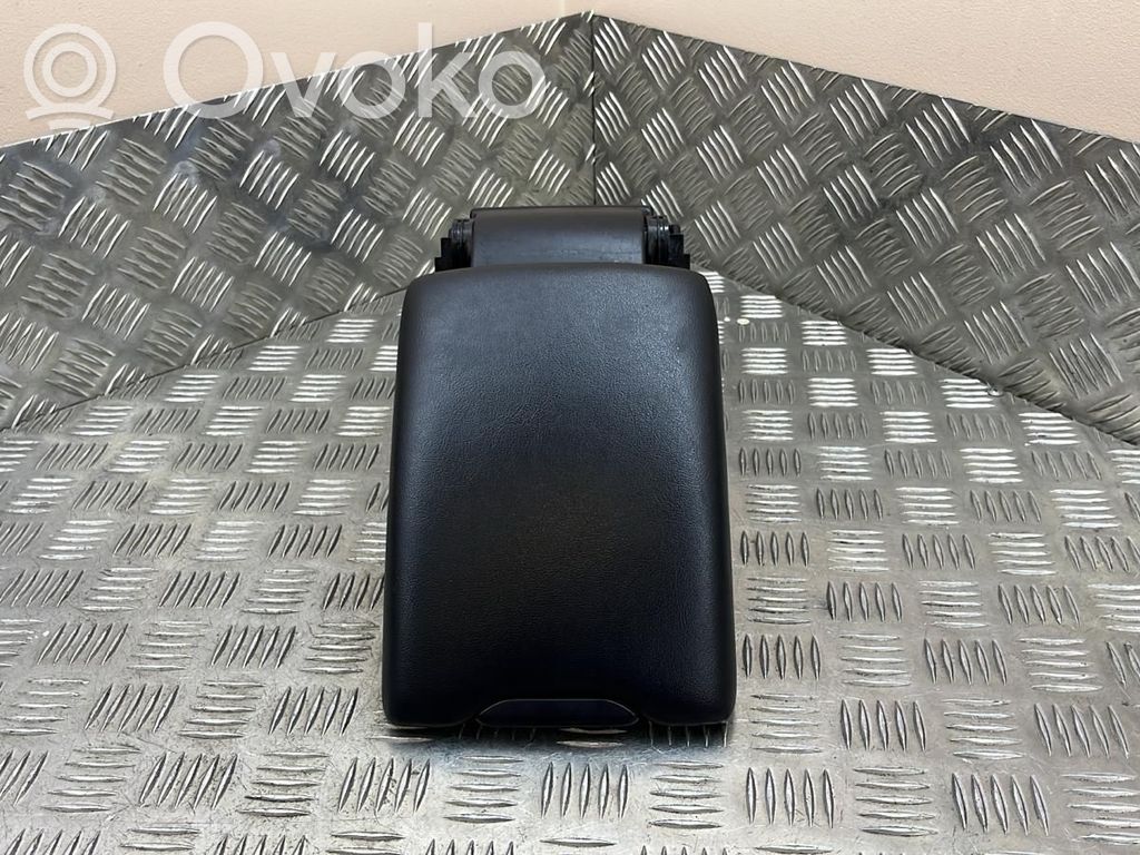 Volvo XC60 Armrest 