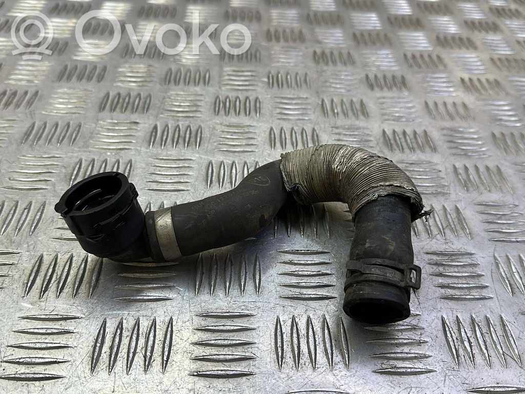 Skoda Superb B8 (3V) Engine coolant pipe/hose 