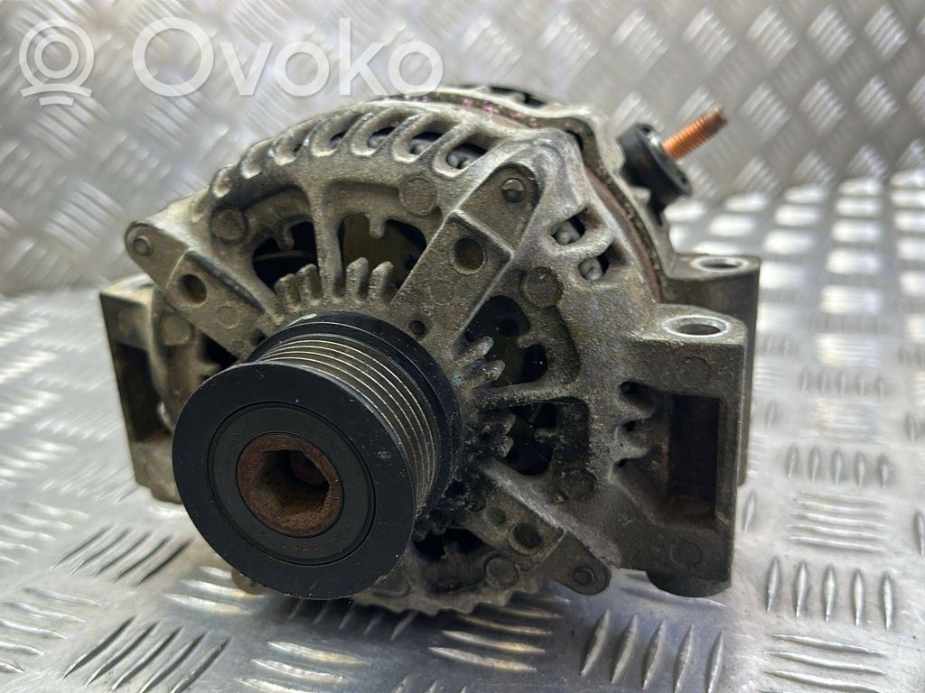 Alternator   P04801835AB