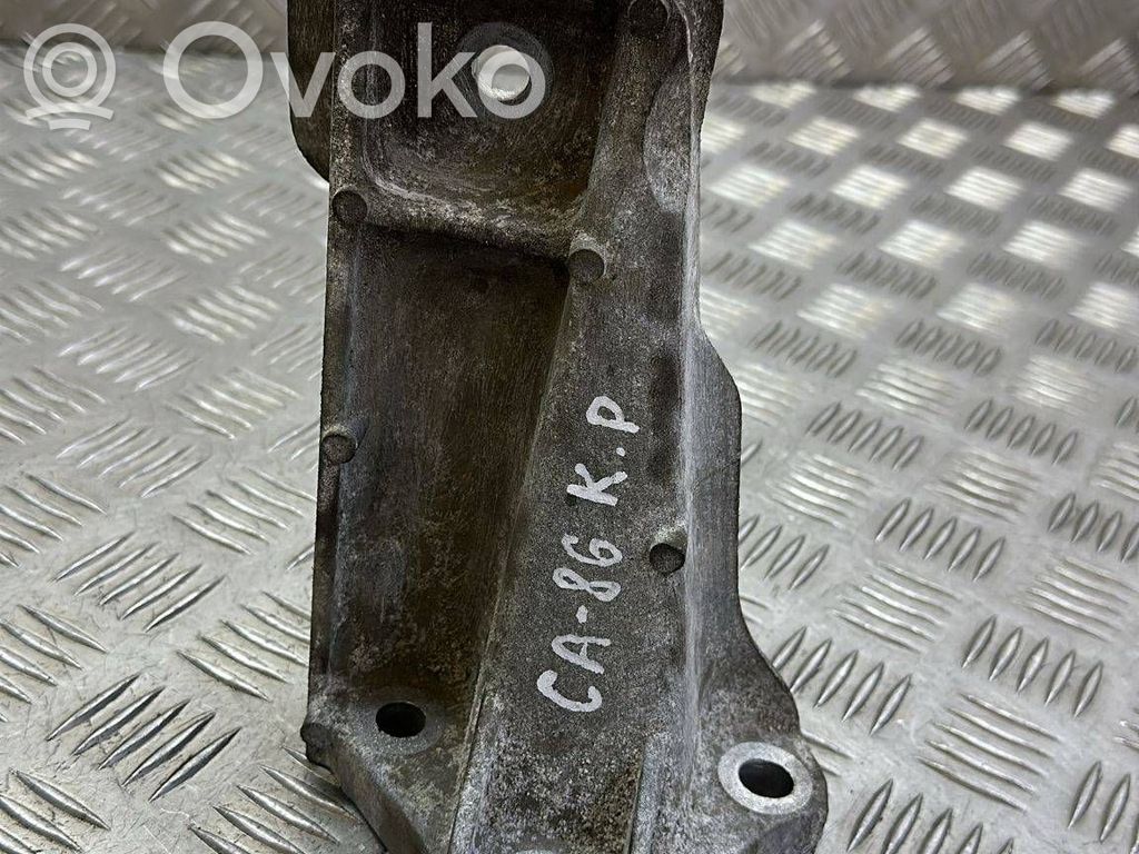 Land Rover Range Rover Sport L320 Engine mounting bracket 