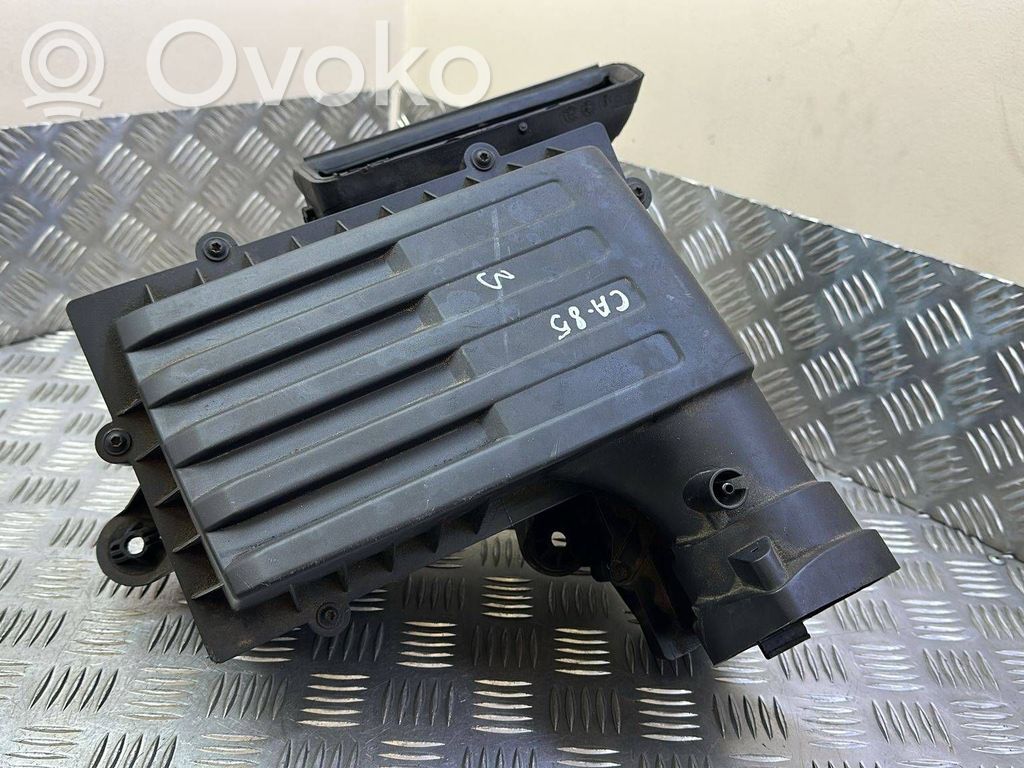 Skoda Superb B8 (3V) Obudowa filtra powietrza 