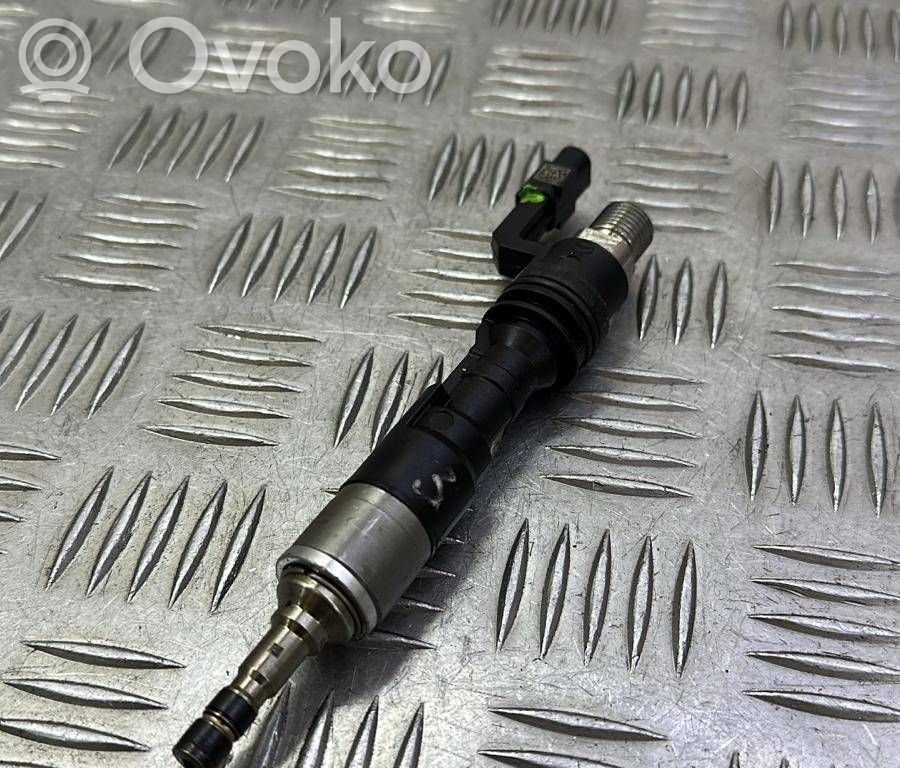 Mazda CX-30 Inyector de combustible 