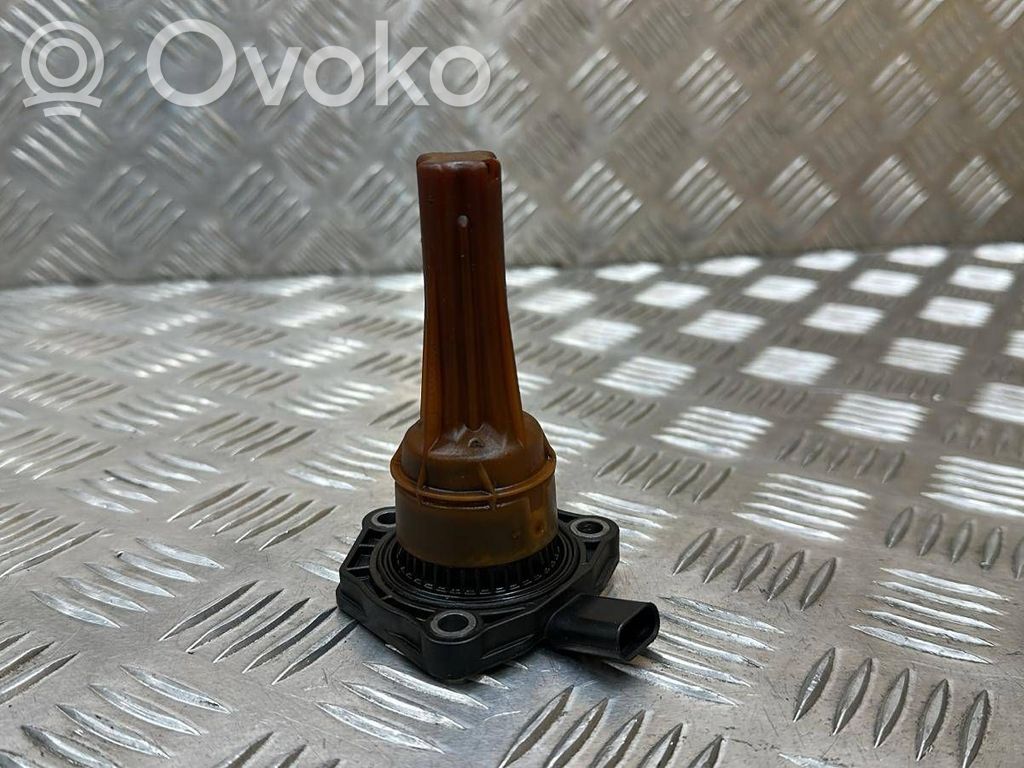 Skoda Octavia Mk3 (5E) Oil level sensor 