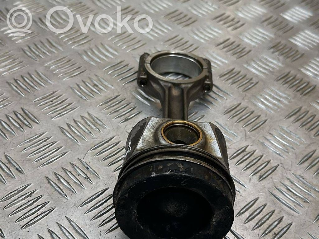 Skoda Octavia Mk3 (5E) Pistón con biela 