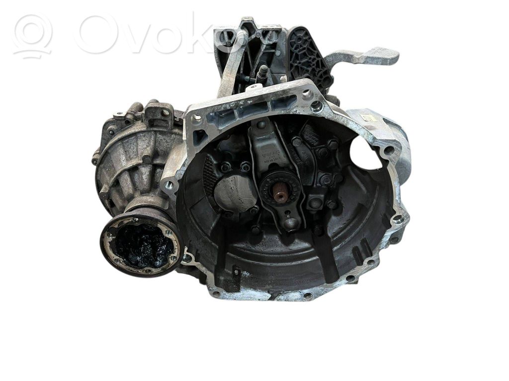 Skoda Octavia Mk3 (5E) Mechaninė 6 pavarų dėžė 