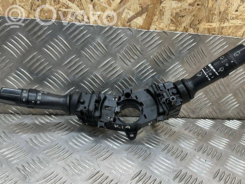 KIA Ceed Wiper turn signal indicator stalk/switch 