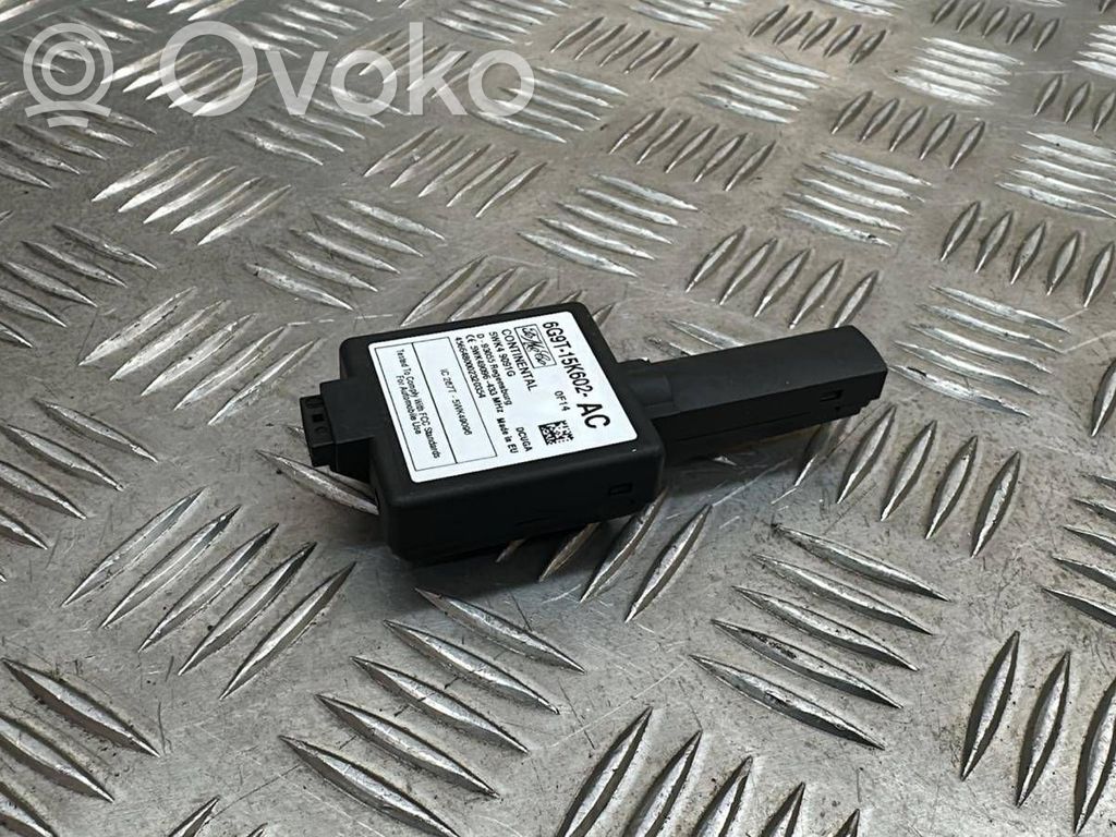 Jaguar XJ X351 Antenos stiprintuvas 