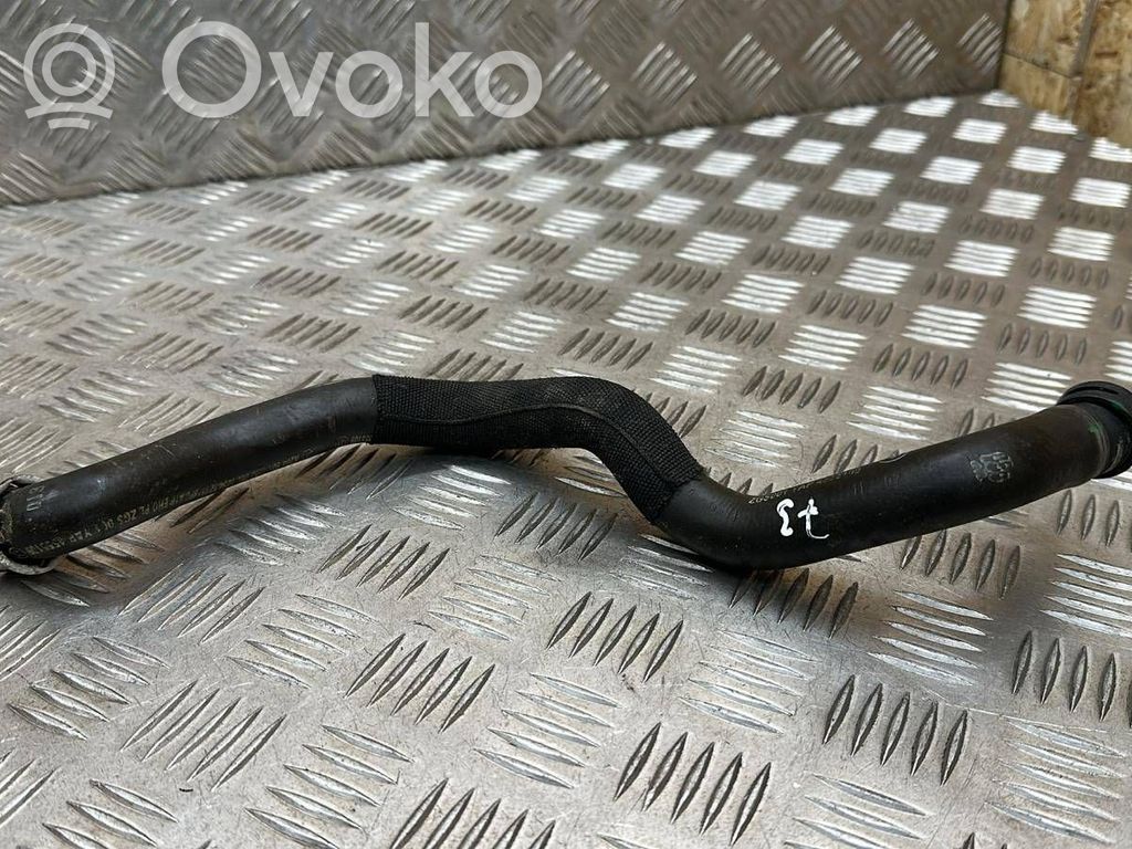 Mercedes-Benz E C207 W207 Conductă/furtun lichid de răcire motor 