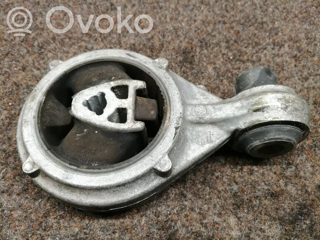 Nissan X-Trail T31 Engine mount bracket 