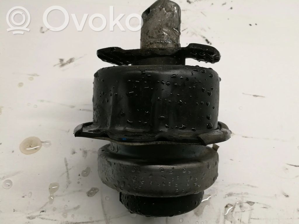 BMW X5 E70 Engine mount bracket 
