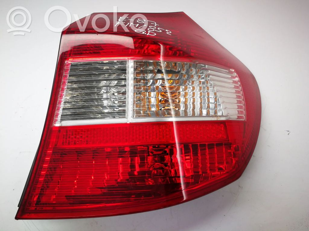 BMW 1 E81 E87 Galinis žibintas kėbule 