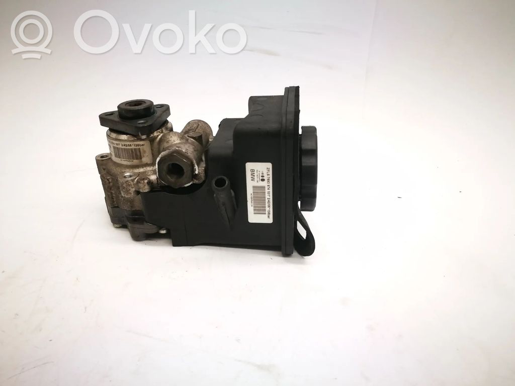 BMW 5 E60 E61 Vairo stiprintuvo siurblys 
