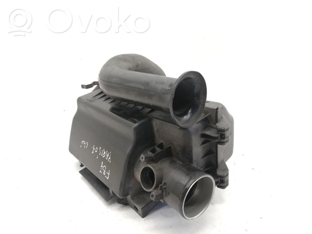 Toyota Yaris Obudowa filtra powietrza 