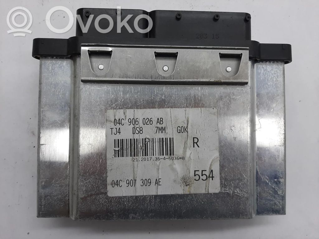 Volkswagen Golf VII Engine control unit/module 