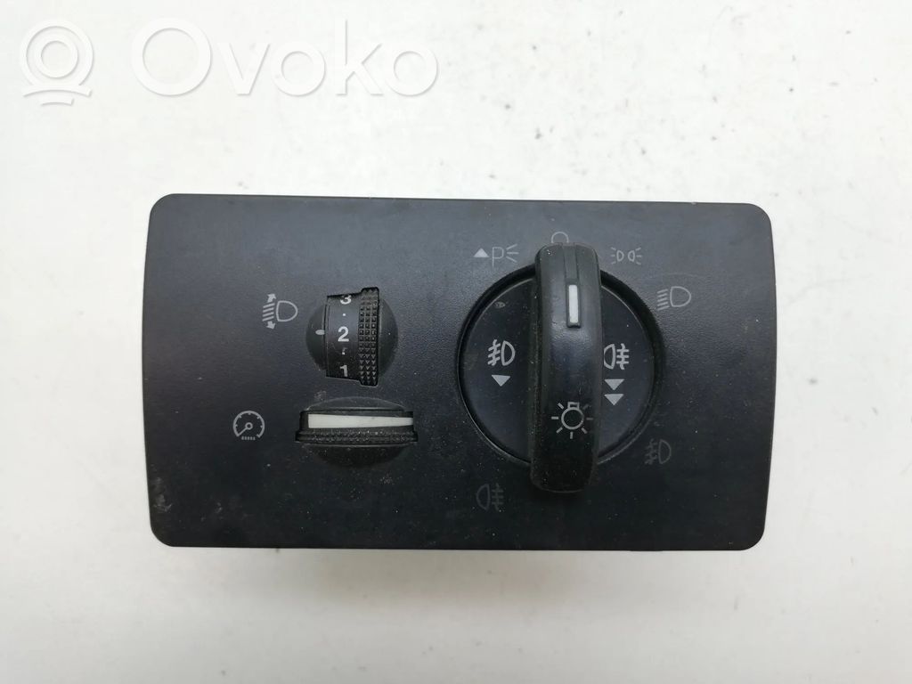 Ford Mondeo Mk III Light switch 