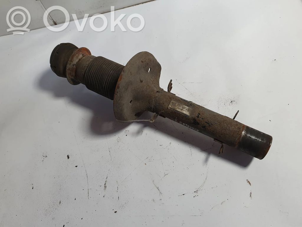 Skoda Octavia Mk2 (1Z) Etuiskunvaimennin 