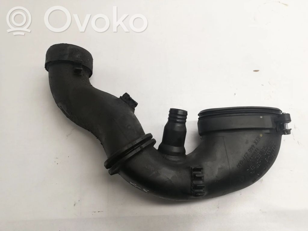 BMW X5 E70 Gaisa ieplūdes kanāla detaļas 