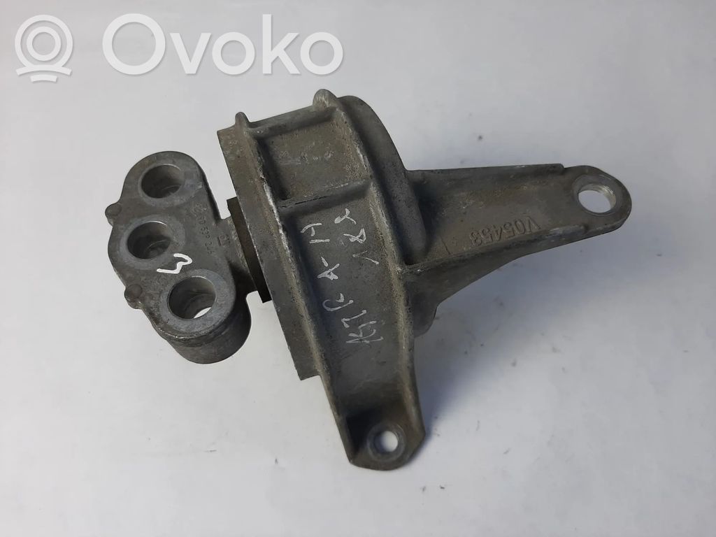 Engine mount bracket   90539246,V05453,13125637