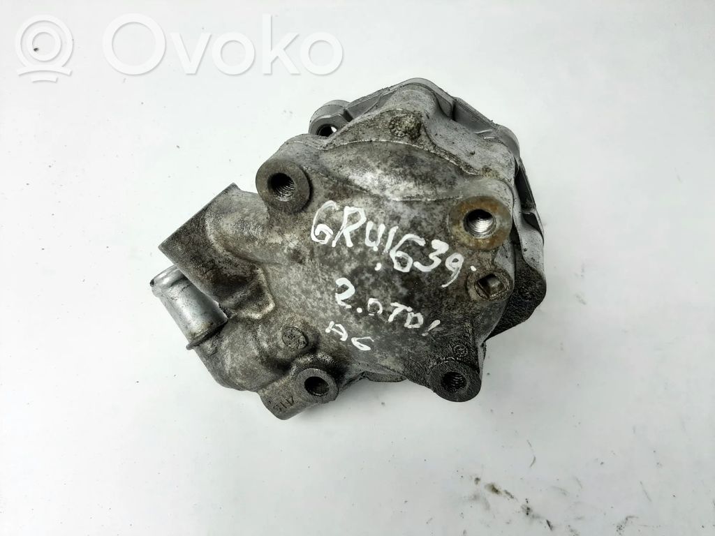 Audi A6 S6 C6 4F Power steering pump 