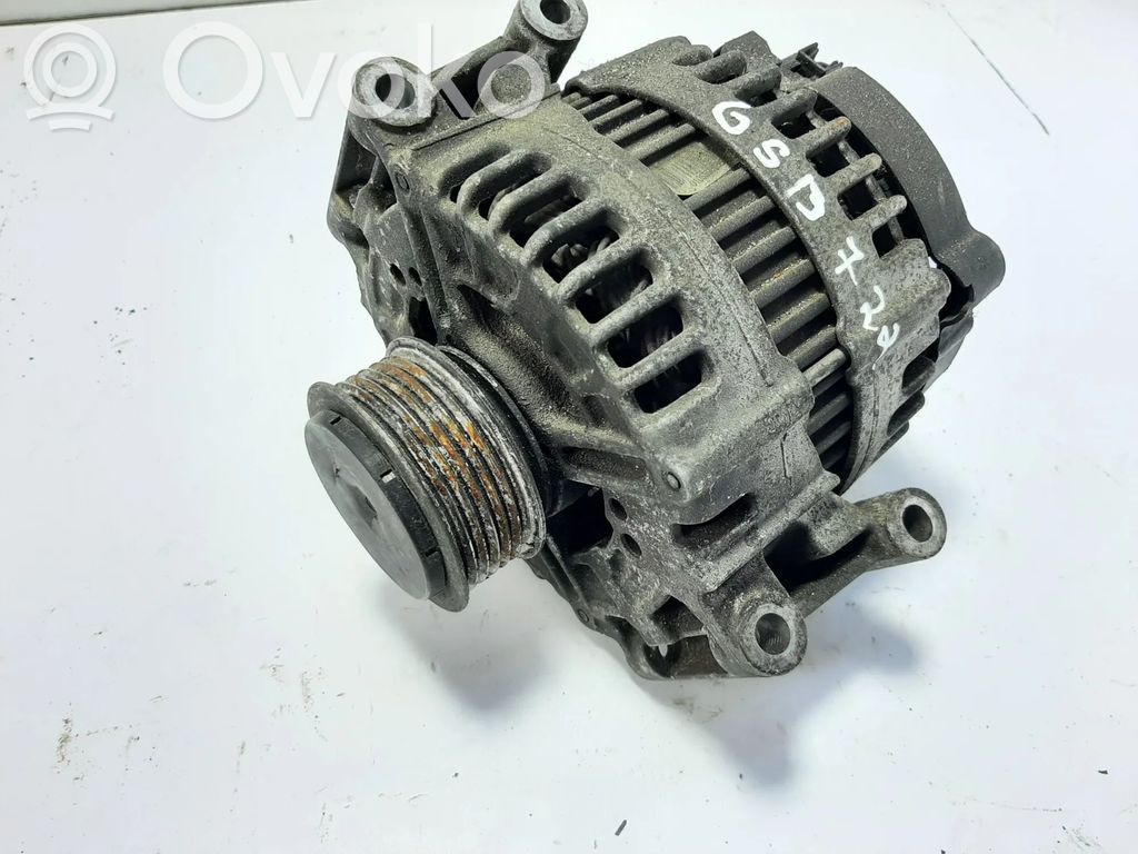 Audi A6 S6 C6 4F Generatorius 