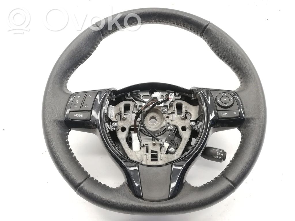 Toyota Yaris Kierownica 