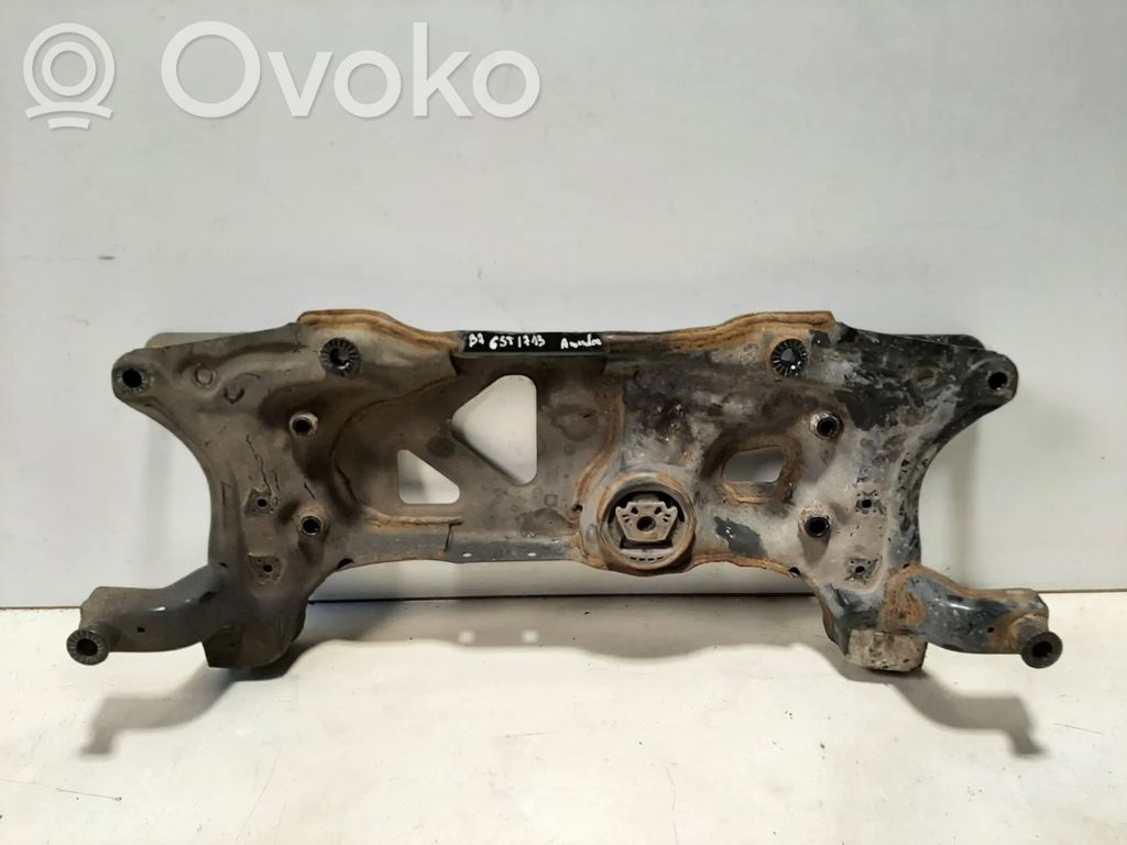 Volkswagen PASSAT B7 Sottotelaio anteriore 