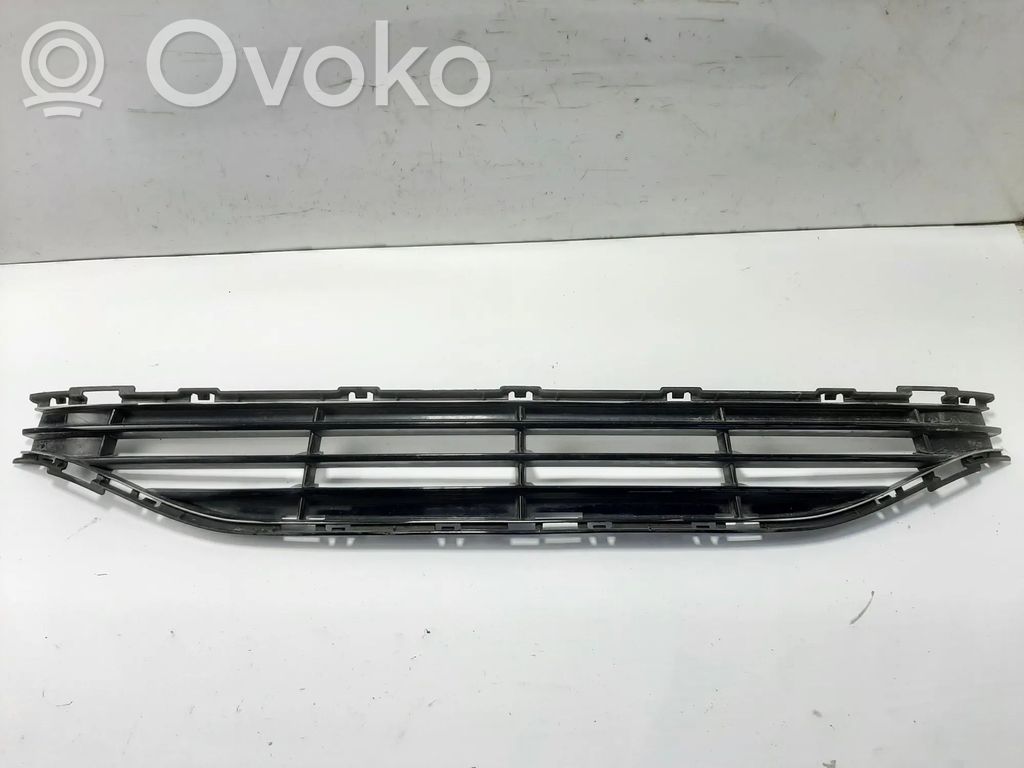 Volvo V40 Grilă față 
