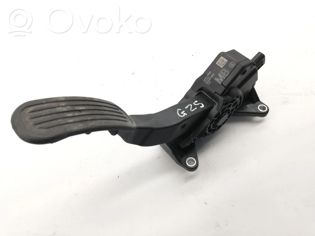 Toyota Yaris XP210 Pedale dell’acceleratore