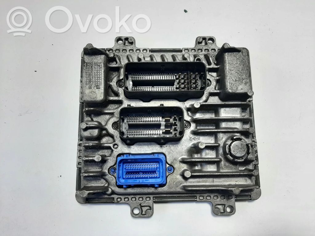 Opel Insignia A Engine control unit/module 