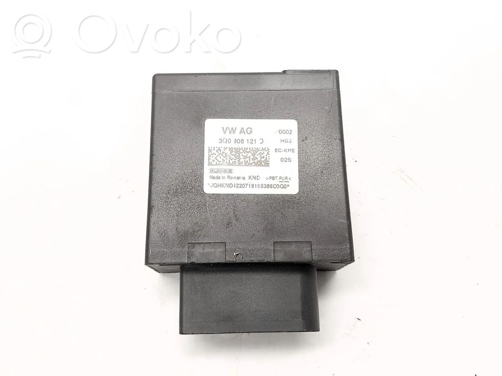 Fuel injection pump control unit/module   3Q0906121D