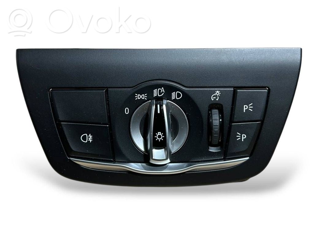 Light switch   5A67870,61319472965