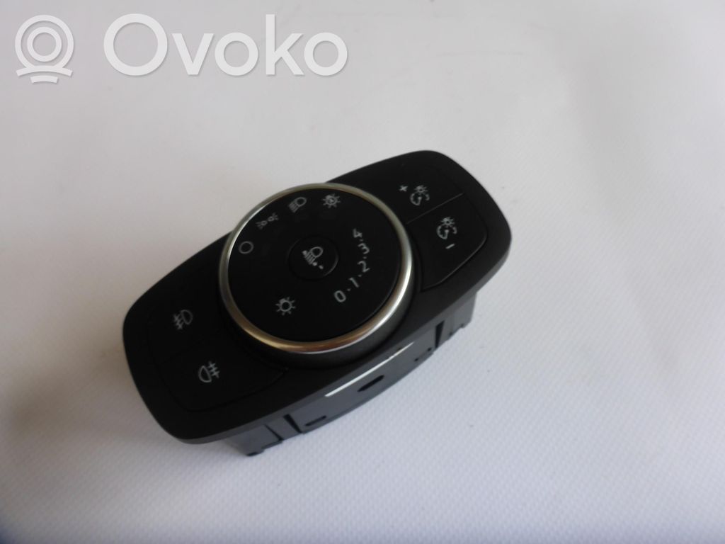 Ford Focus Light switch 