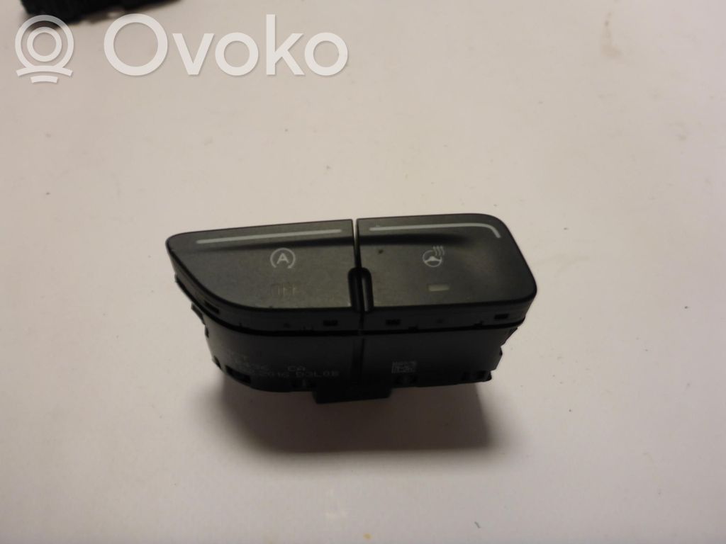 Ford C-MAX II Steering wheel heating switch 