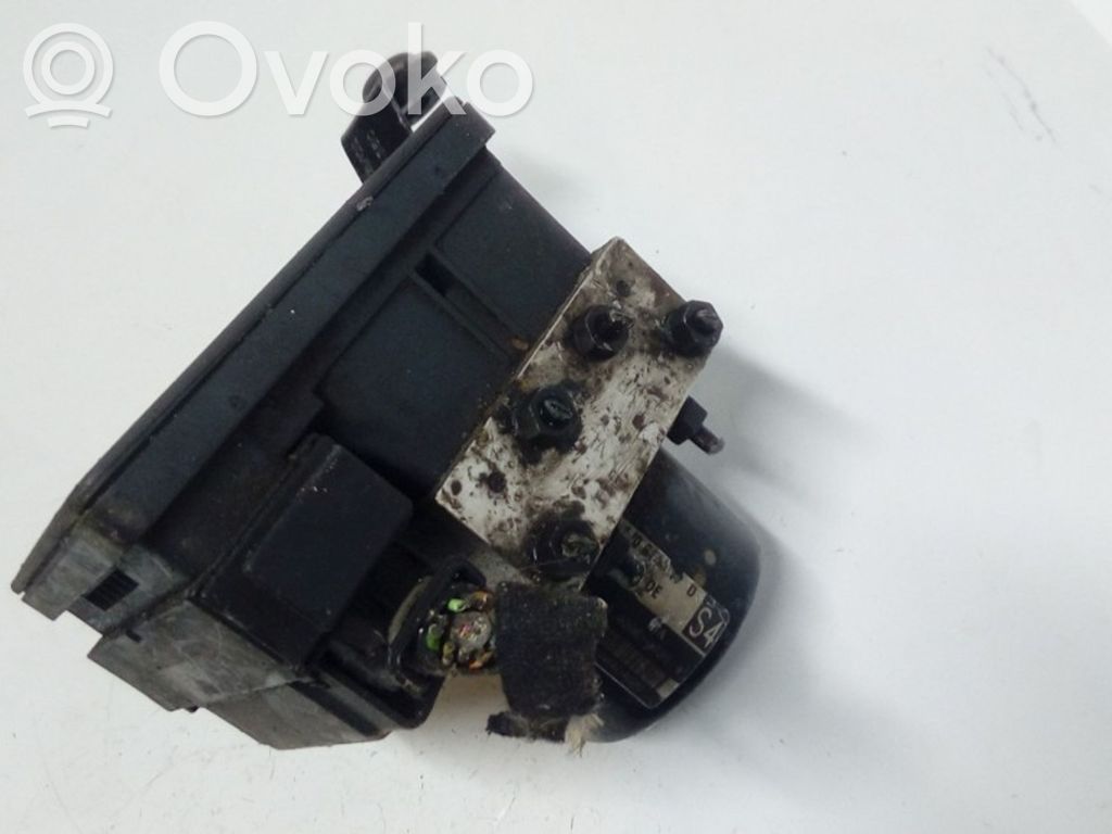 Volkswagen Golf IV ABS Pump 