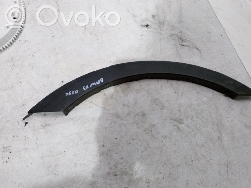 BMW X3 E83 Aizmugurējā spārna uzlika / moldings 
