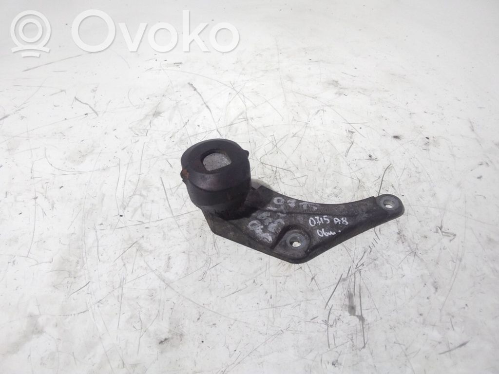 Audi A8 S8 D3 4E Engine mounting bracket 