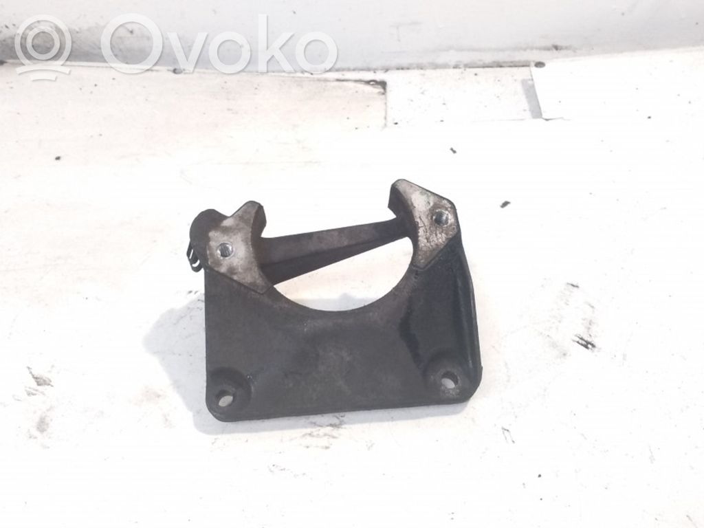 Engine mounting bracket   2211676111702,676111702,6761117