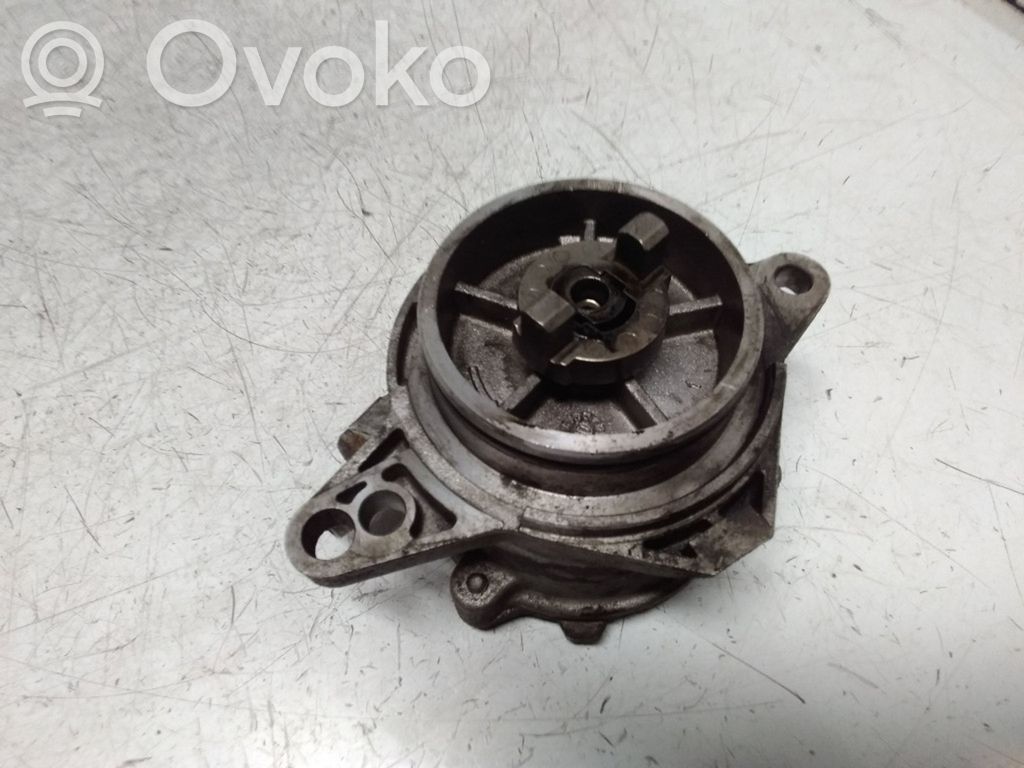 Vacuum pump   96110885