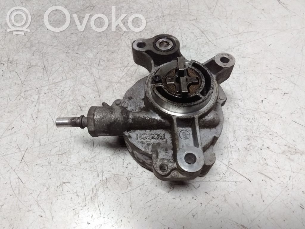 Volvo V50 Vacuum pump 