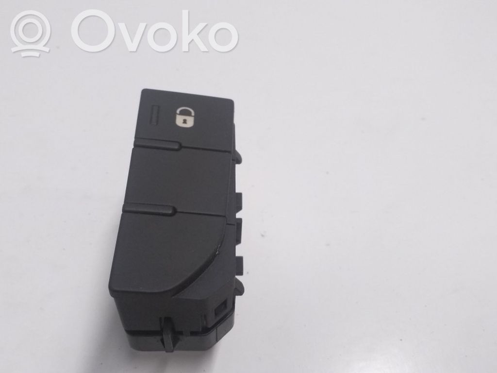 Central locking switch button   9663775720