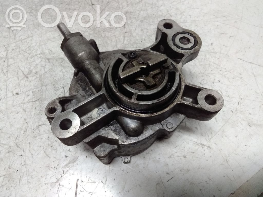 Peugeot 407 Vacuum pump 
