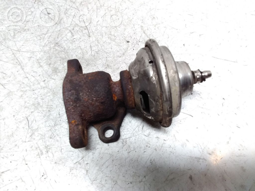 Volkswagen PASSAT B5 Zawór EGR 