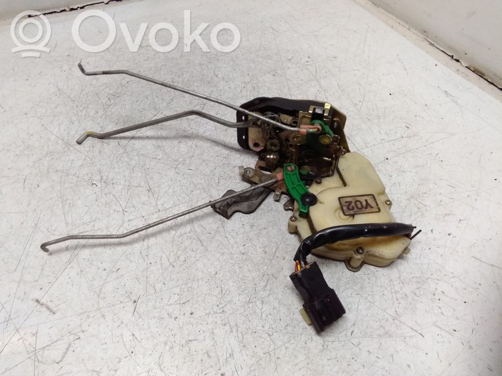 KIA Sorento Front door lock 