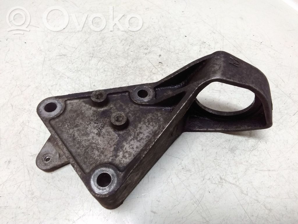 Opel Vectra C Driveshaft support bearing bracket 