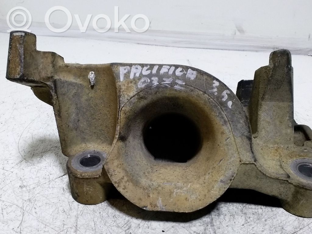Chrysler Pacifica A/C compressor mount bracket 