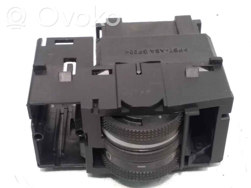 Audi A3 S3 8P Headlight level height control switch 