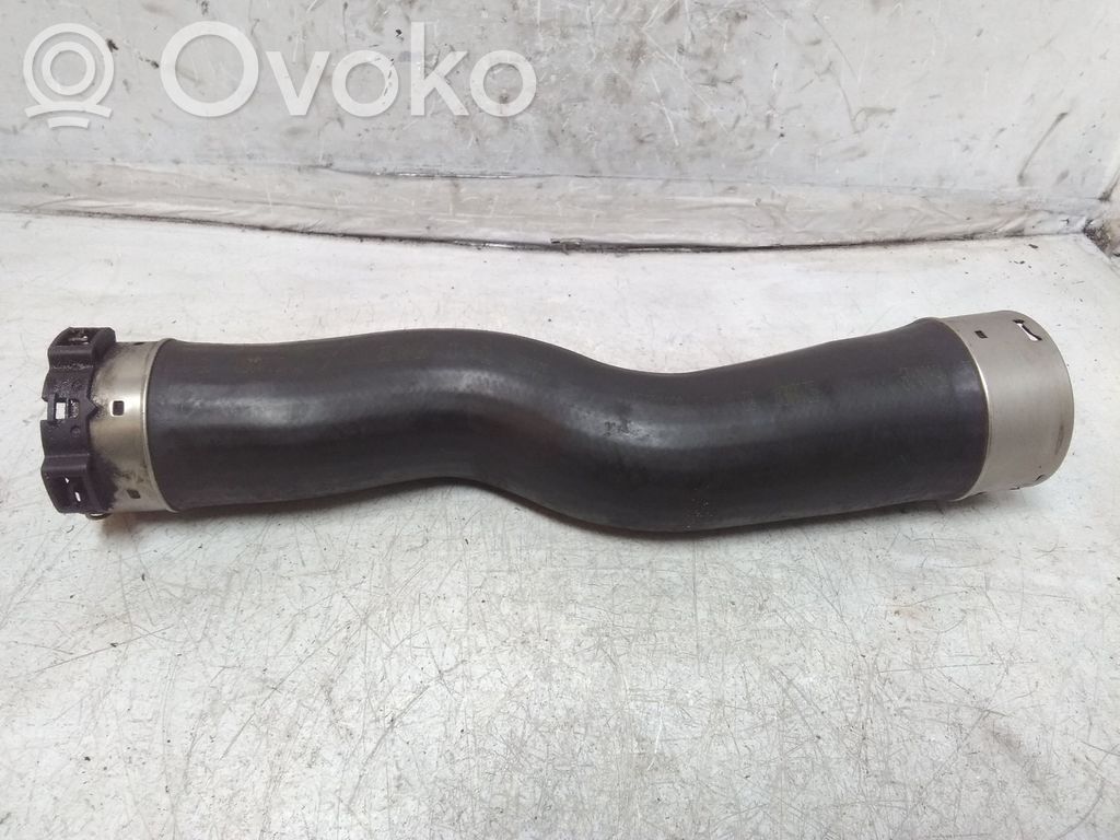 BMW 5 F10 F11 Intercooler hose/pipe 
