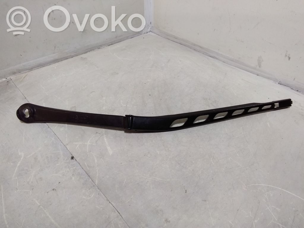 BMW 5 E60 E61 Ramię wycieraczki szyby przedniej / czołowej 