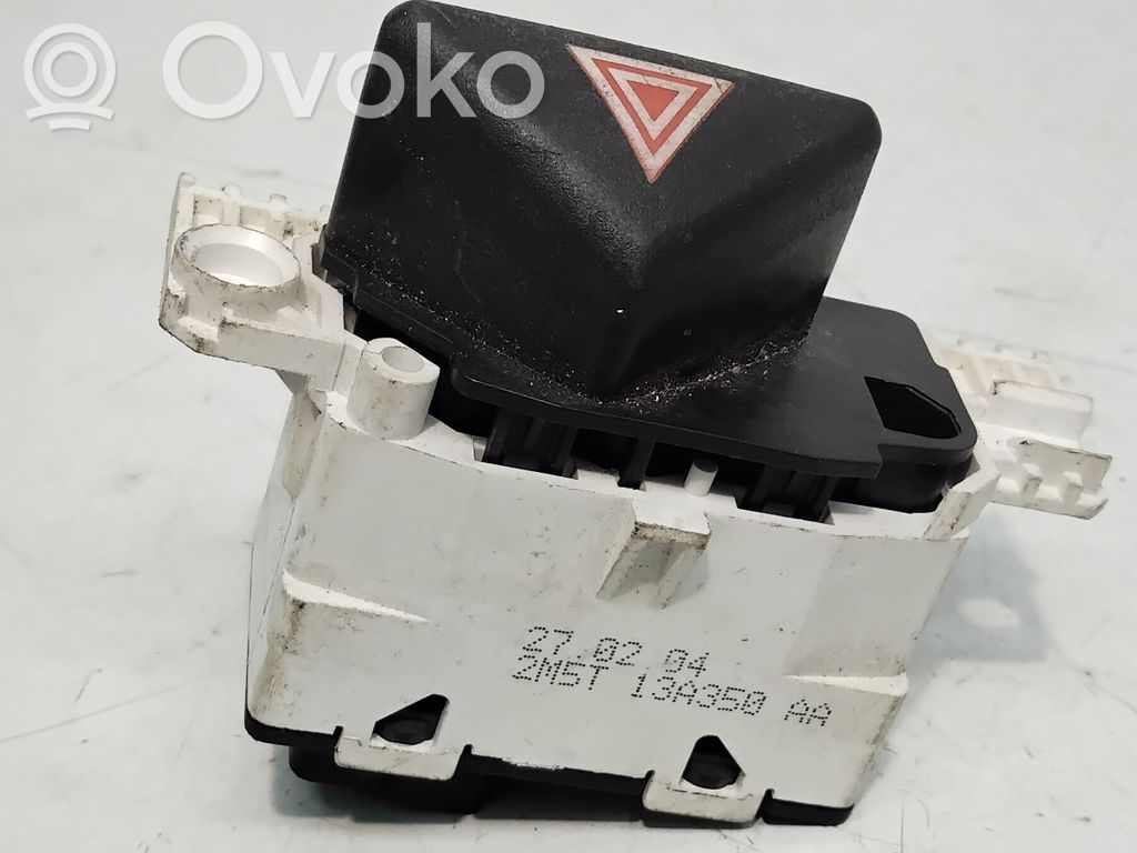 Ford Focus C-MAX Hazard light switch 